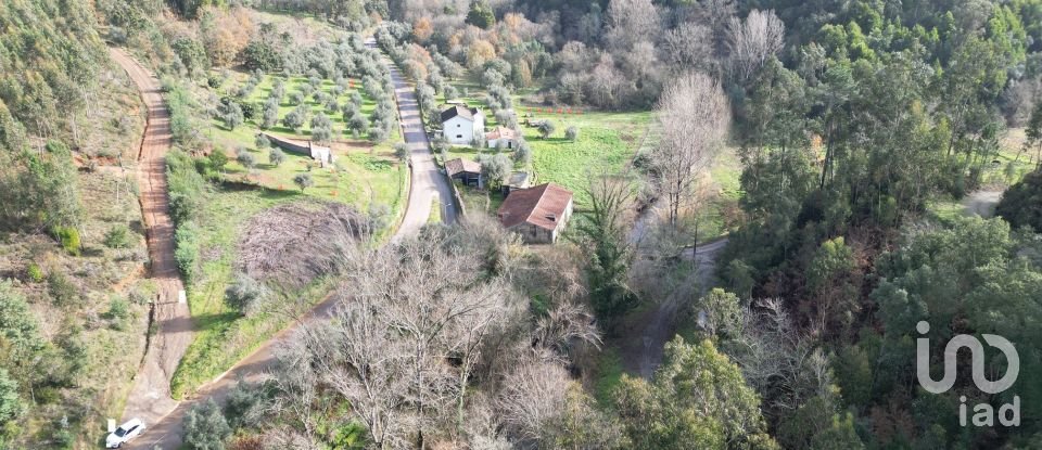 Terrain à bâtir à Miranda do Corvo de 1 350 m²