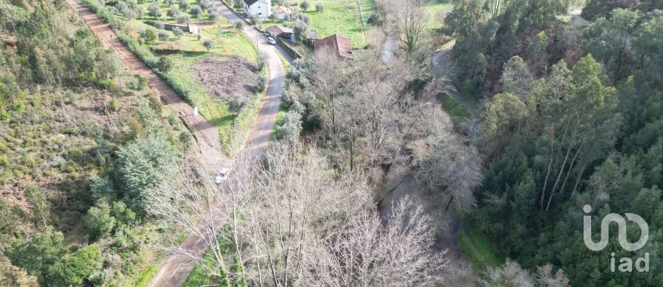 Terrain à bâtir à Miranda do Corvo de 1 350 m²