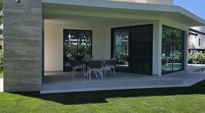 Mansion T4 in Quarteira of 350 m²