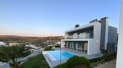 House T4 in Ribamar of 255 m²