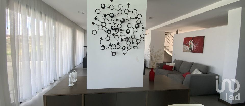 House T4 in Ribamar of 255 m²