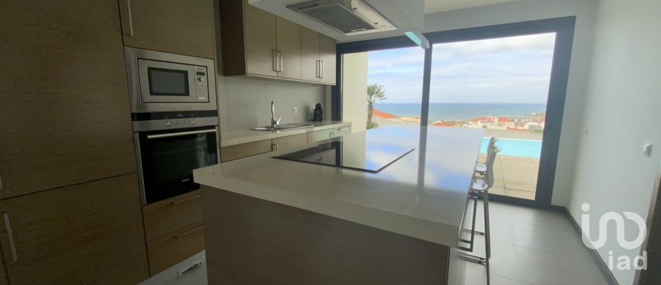 House T4 in Ribamar of 255 m²