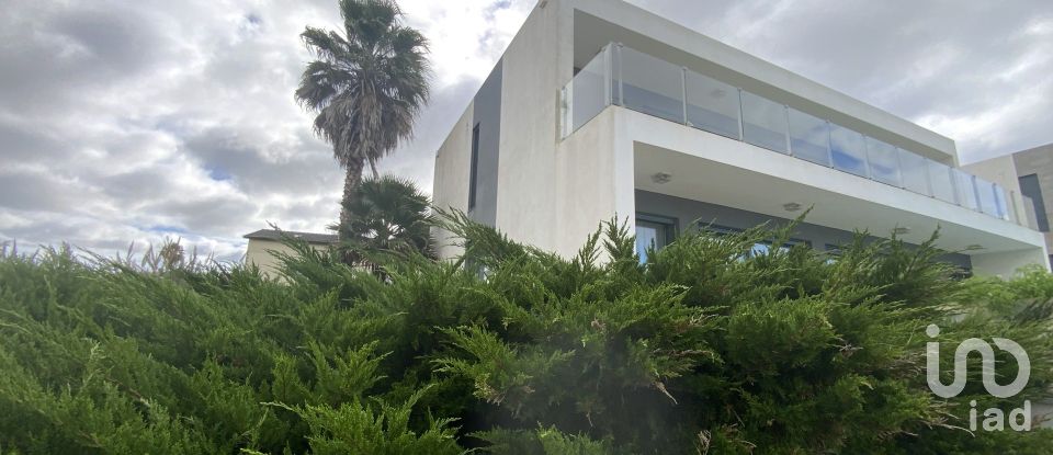 House T4 in Ribamar of 255 m²