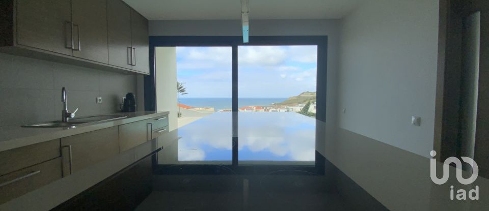 House T4 in Ribamar of 255 m²