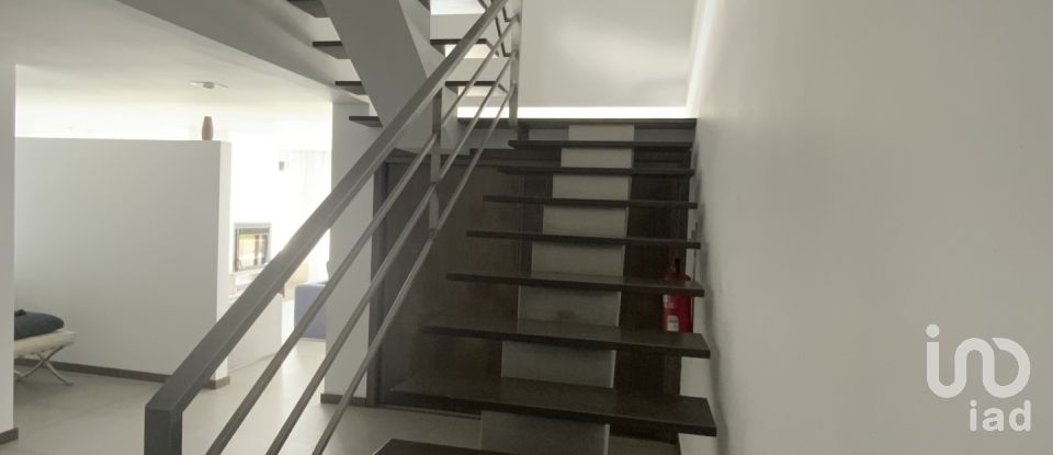 House T4 in Ribamar of 255 m²