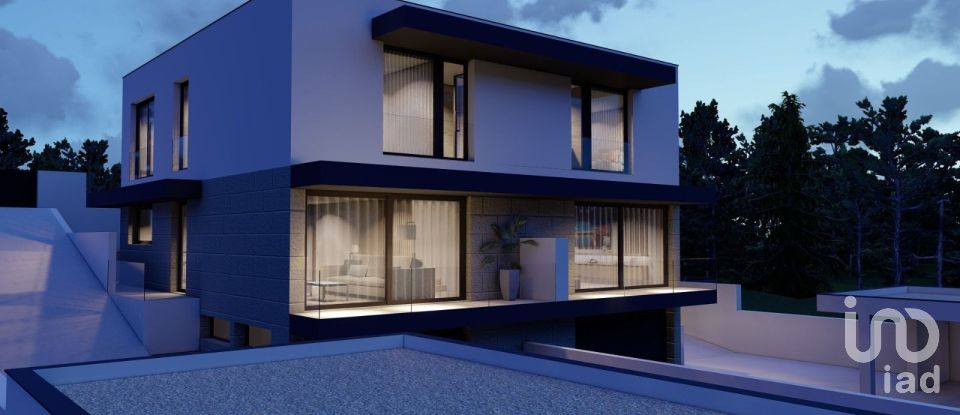 House T3 in Vila Franca of 145 m²