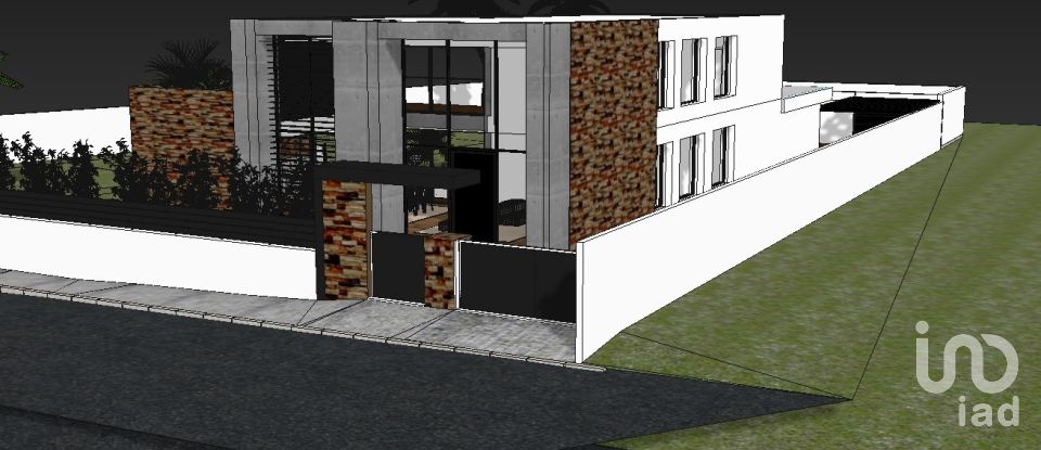 Terrain à Charneca De Caparica E Sobreda de 1 583 m²