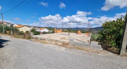 Terrain à bâtir à Vale de Azares de 4 400 m²