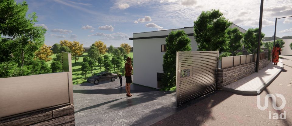 Terreno urbano em Vale de Azares de 4 400 m²