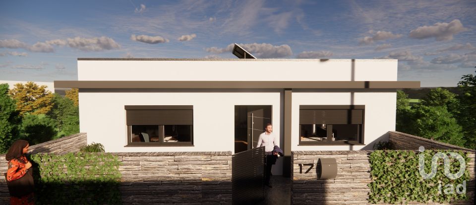 Terreno urbano em Vale de Azares de 4 400 m²