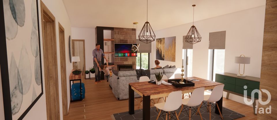 Terreno urbano em Vale de Azares de 4 400 m²