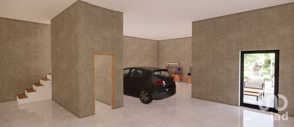 Terreno urbano em Vale de Azares de 4 400 m²