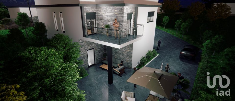 Terreno urbano em Vale de Azares de 4 400 m²