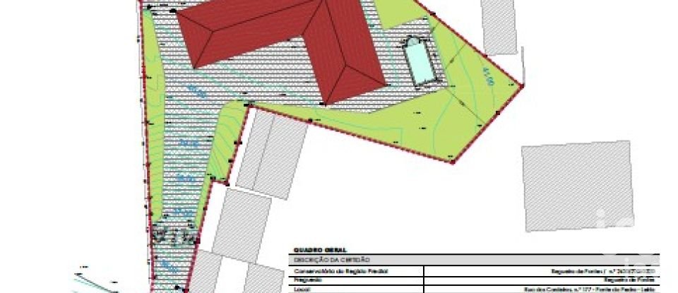 Moradia T5 em Regueira de Pontes de 318 m²