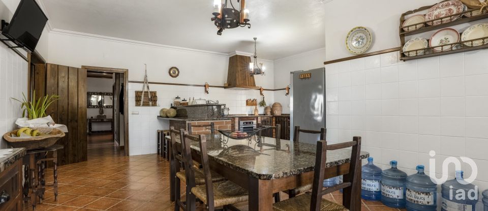 Domaine T5 in Redondo of 757 m²