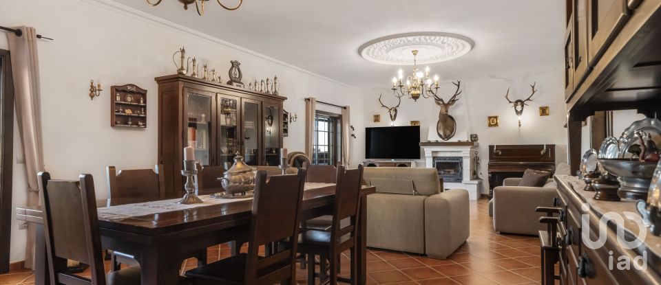 Domaine T5 in Redondo of 757 m²