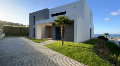 House T4 in Ribamar of 250 m²