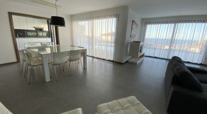 House T4 in Ribamar of 250 m²