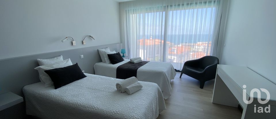 House T4 in Ribamar of 250 m²