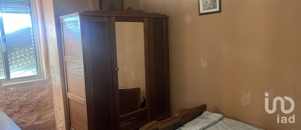 Maison T3 à Santa Cruz da Trapa e São Cristóvão de Lafões de 184 m²