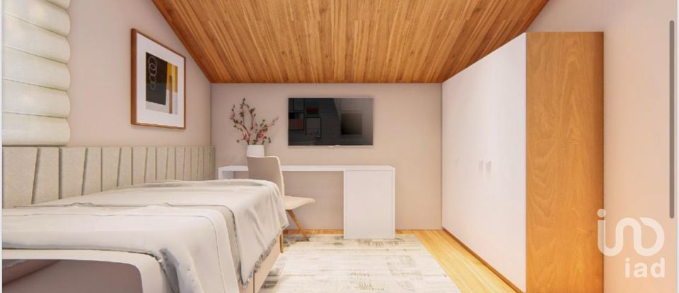 Moradia T4 em Fernão Ferro de 112 m²