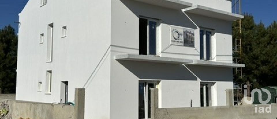 Moradia T4 em Fernão Ferro de 112 m²