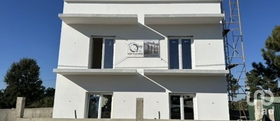 Moradia T4 em Fernão Ferro de 112 m²