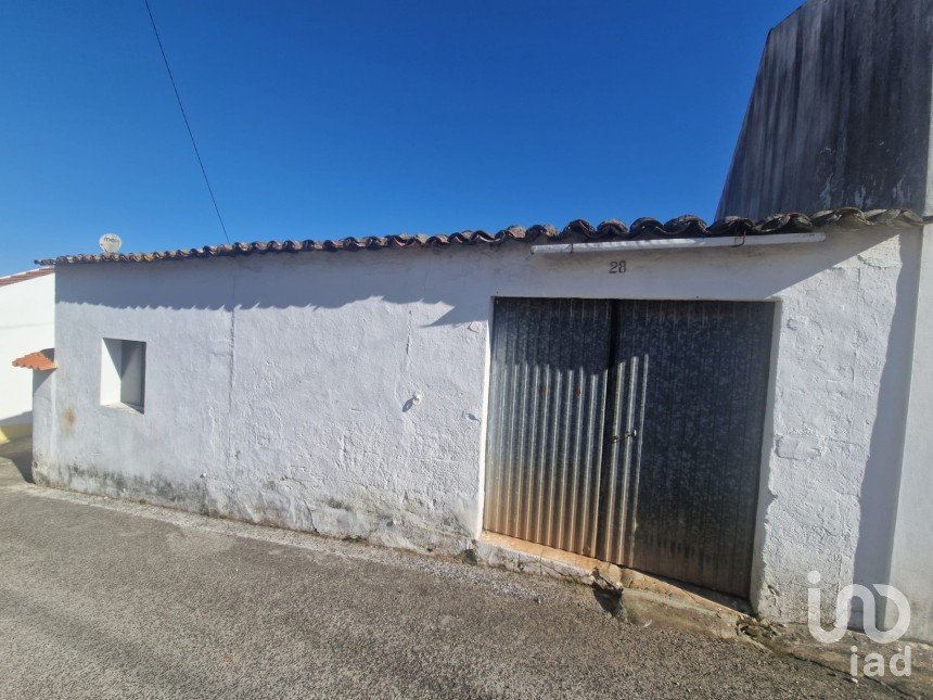 House T2 in Lamas e Cercal of 68 m²