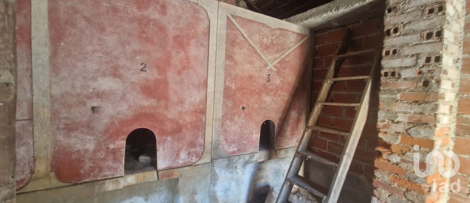 House T2 in Lamas e Cercal of 68 m²