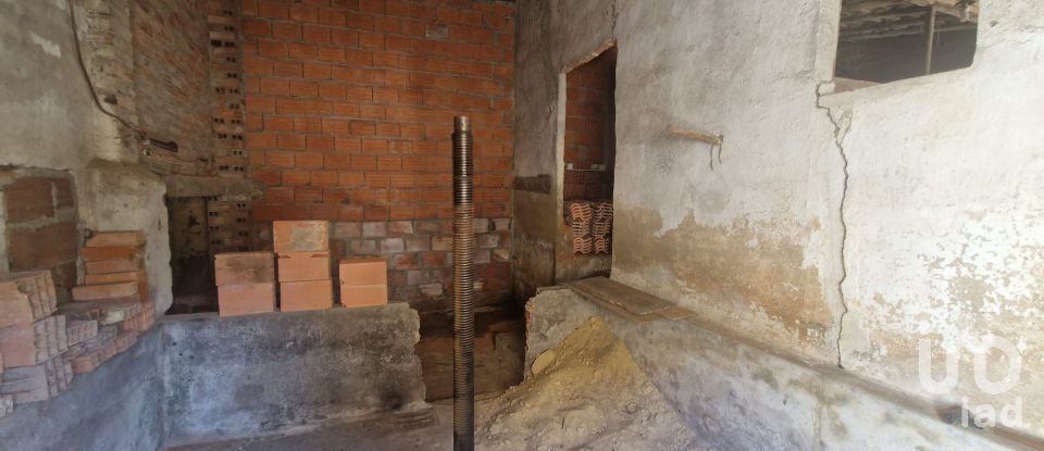 House T2 in Lamas e Cercal of 68 m²