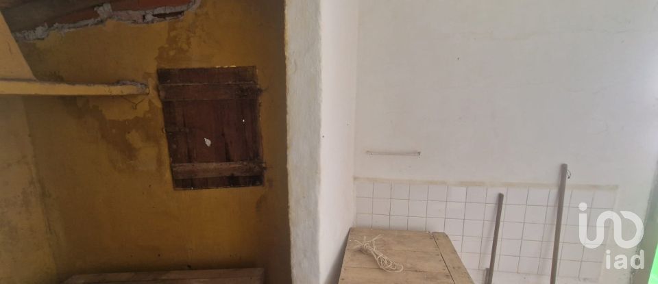 House T2 in Lamas e Cercal of 68 m²