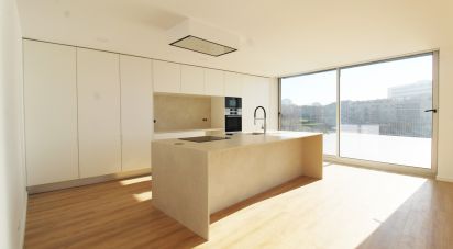 Appartement T4 à Espinho de 158 m²