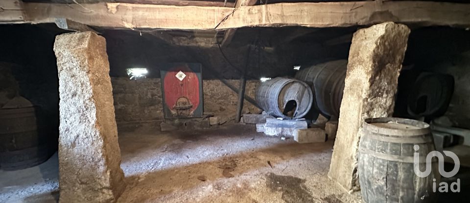 Moradia T3 em Amoreira, Parada e Cabreira de 127 m²