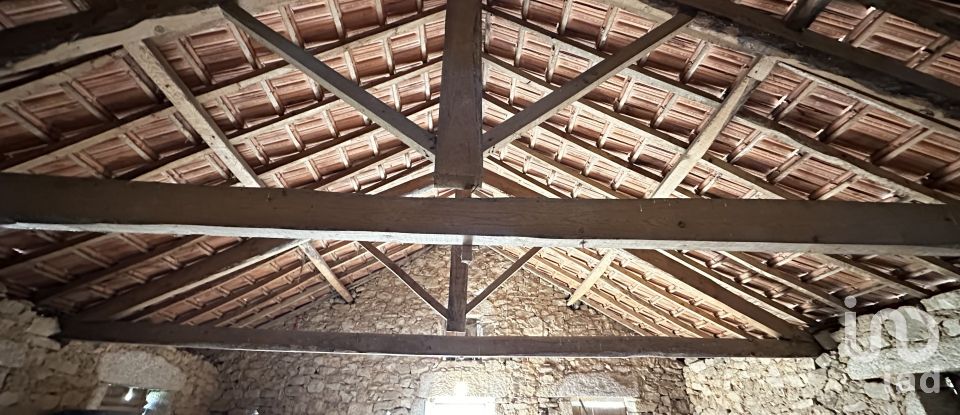 Moradia T3 em Amoreira, Parada e Cabreira de 127 m²