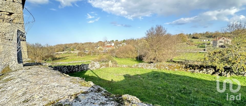 Moradia T3 em Amoreira, Parada e Cabreira de 127 m²