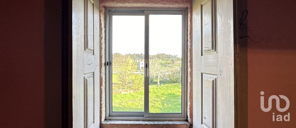 Moradia T3 em Amoreira, Parada e Cabreira de 127 m²