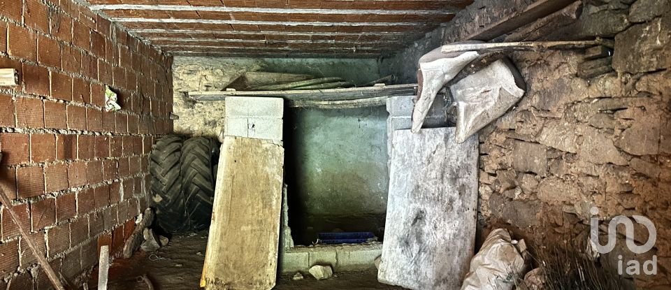 Moradia T3 em Amoreira, Parada e Cabreira de 127 m²