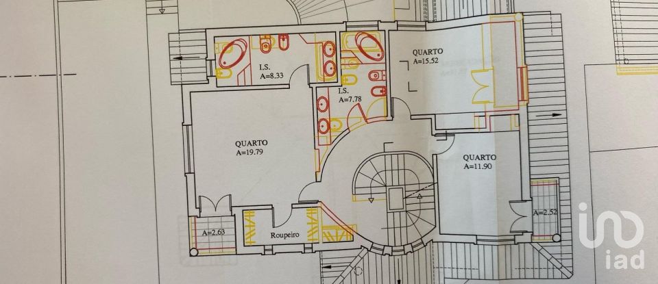 Maison T6 à Alhos Vedros de 228 m²