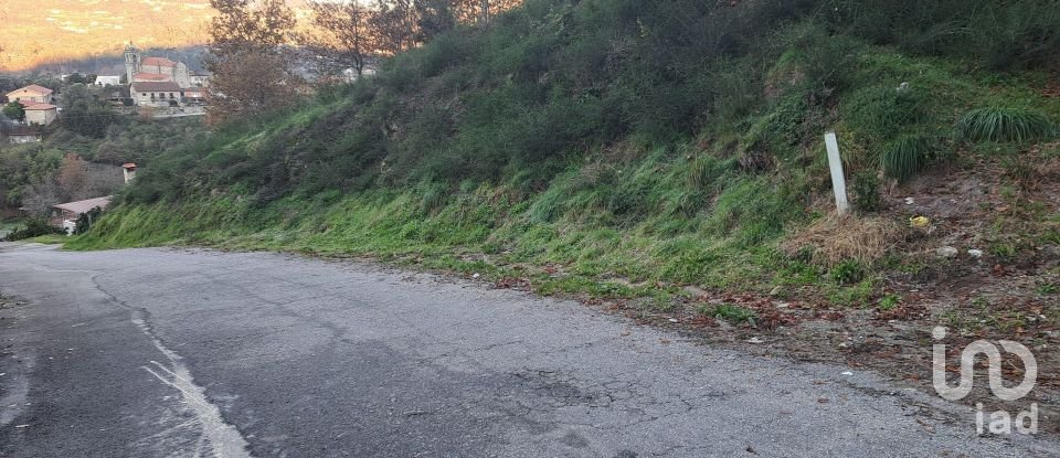 Terrain à Sande, Vilarinho, Barros e Gomide de 6 101 m²