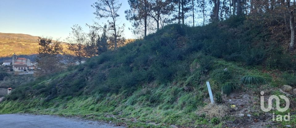 Terrain à Sande, Vilarinho, Barros e Gomide de 6 101 m²