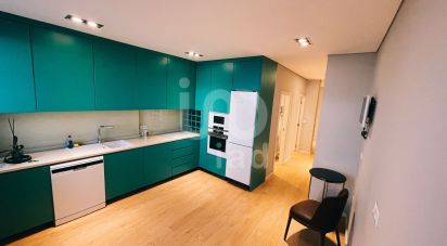 Apartment T3 in Lordelo Do Ouro E Massarelos of 137 m²