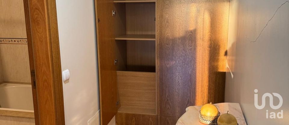 Traditional house T3 in Valado dos Frades of 563 m²