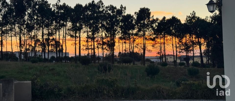 Traditional house T3 in Valado dos Frades of 563 m²