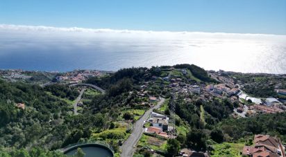 Terrain à Caniço de 1 490 m²