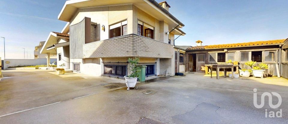 Lodge T4 in Perafita, Lavra E Santa Cruz Do Bispo of 260 m²