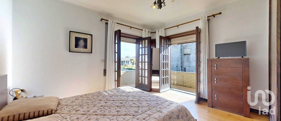 Lodge T4 in Perafita, Lavra E Santa Cruz Do Bispo of 260 m²