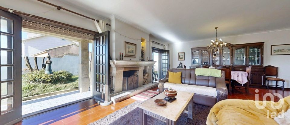 Lodge T4 in Perafita, Lavra E Santa Cruz Do Bispo of 260 m²