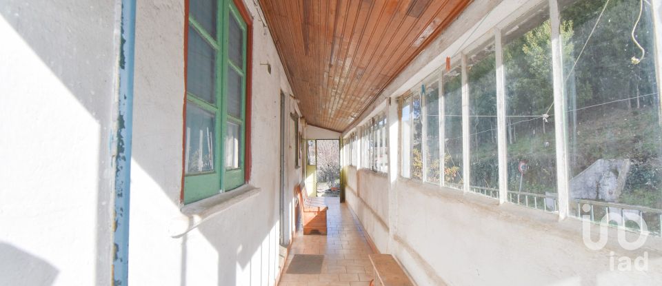 Maison de village T2 à Vila Nova de 223 m²