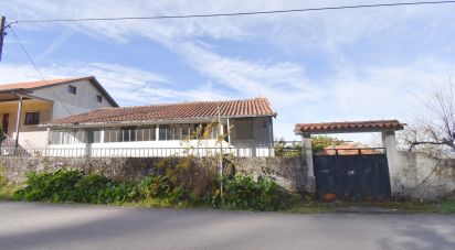 Maison de village T2 à Vila Nova de 223 m²