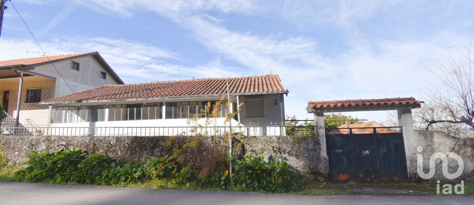 Maison de village T2 à Vila Nova de 223 m²